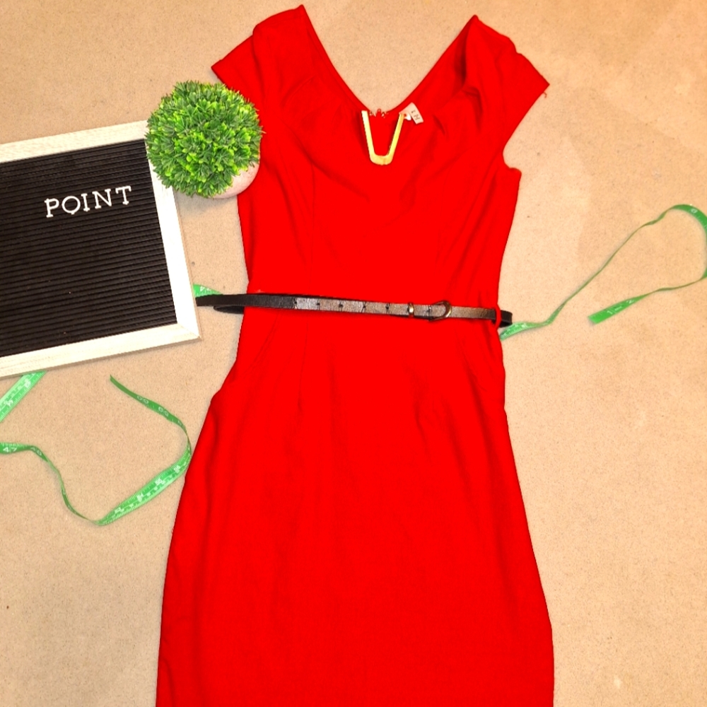 Point Red Dress included with belt